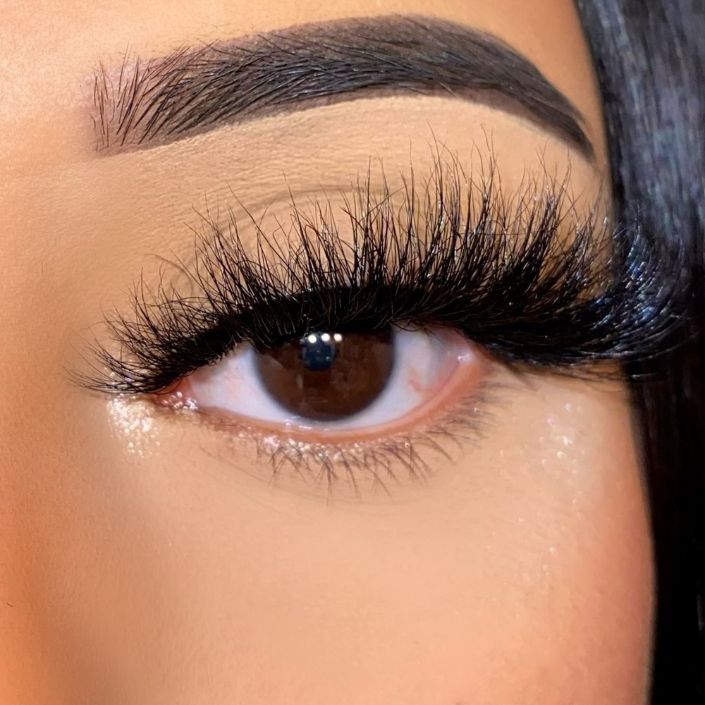 Canabliss Dramatic Black False Eyelashes